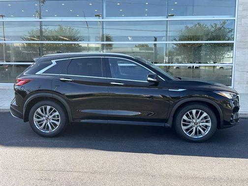 2025 INFINITI QX50 Luxe AWD