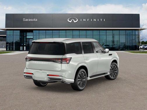 2025 INFINITI QX80 Luxe