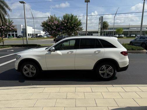 2021 Mercedes-Benz GLC 300 4MATIC