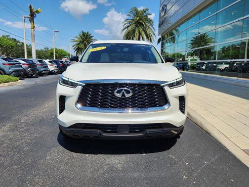 2025 INFINITI QX60 Luxe