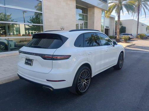 2020 Porsche Cayenne Cayenne