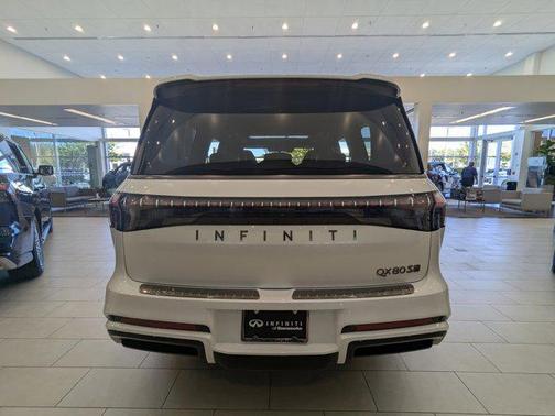 2026 INFINITI QX80 SPORT