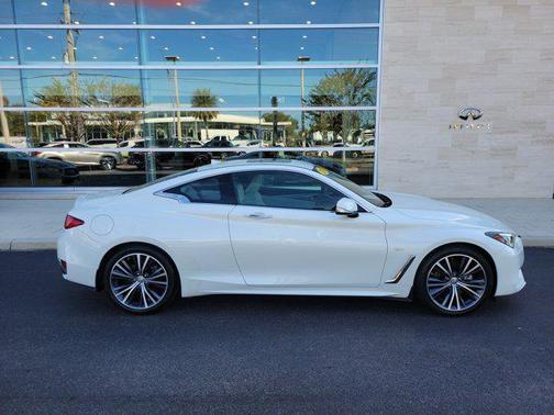 2017 INFINITI Q60 3.0T Premium