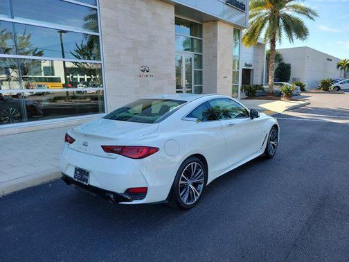 2017 INFINITI Q60 3.0T Premium