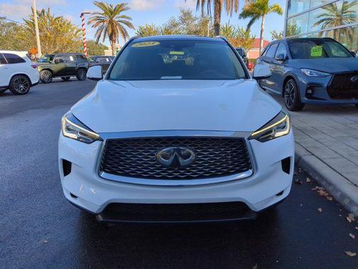 2023 INFINITI QX50 LUXE