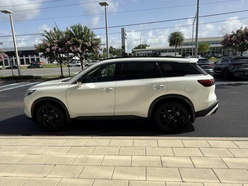 2025 INFINITI QX60 Luxe