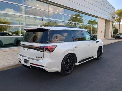 2026 INFINITI QX80 SPORT