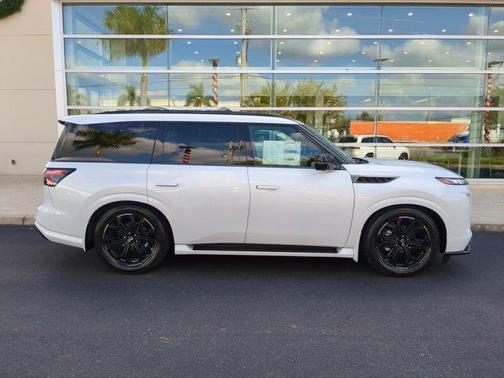 2026 INFINITI QX80 SPORT