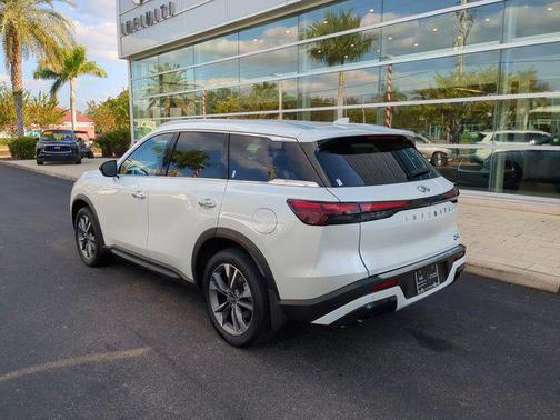 2025 INFINITI QX60 Luxe