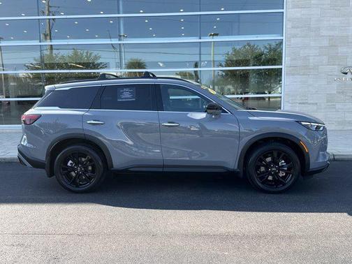 2025 INFINITI QX60 Luxe