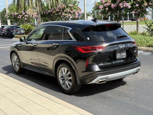 2022 INFINITI QX50 ESSENTIAL AWD