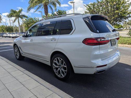 2021 BMW X7 xDrive40i