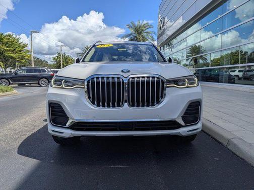 2021 BMW X7 xDrive40i