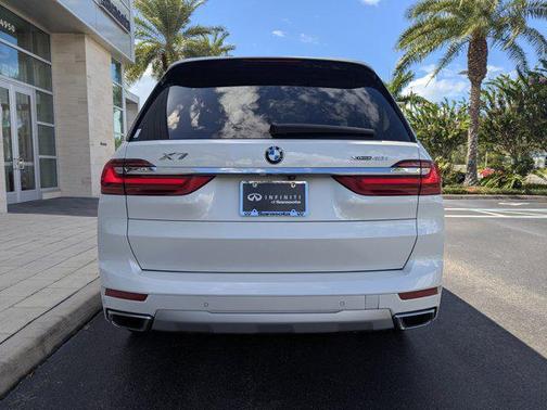 2021 BMW X7 xDrive40i