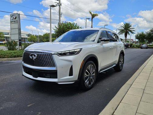 2026 INFINITI QX60 Luxe
