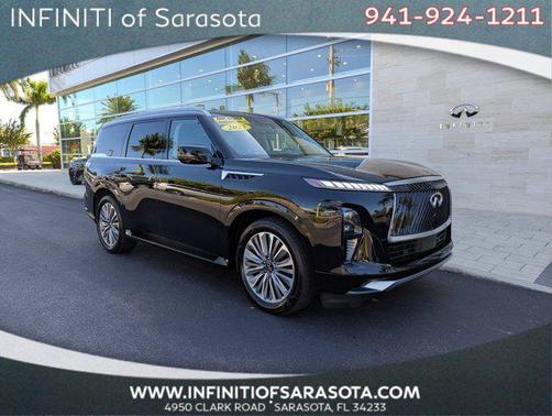 2025 INFINITI QX80 Luxe