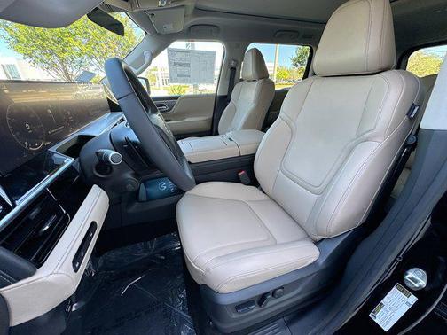 2025 INFINITI QX80 PURE AWD