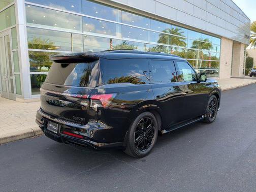 2026 INFINITI QX80 SPORT