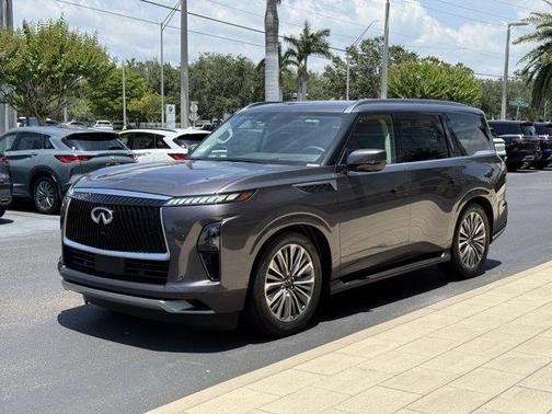 2025 INFINITI QX80 Luxe