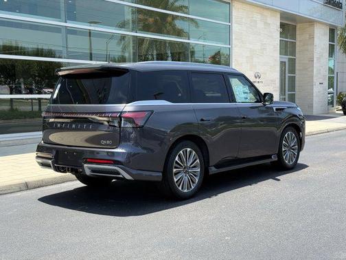 2025 INFINITI QX80 Luxe