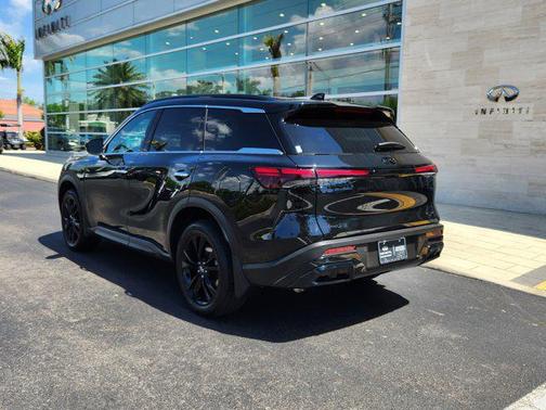 2025 INFINITI QX60 Luxe