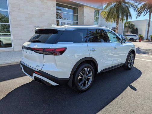 2025 INFINITI QX60 Luxe