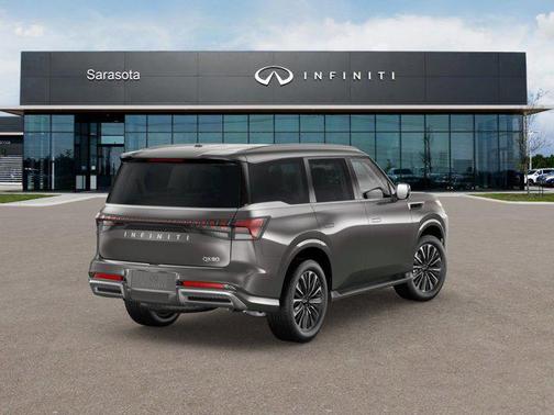 2025 INFINITI QX80 Luxe