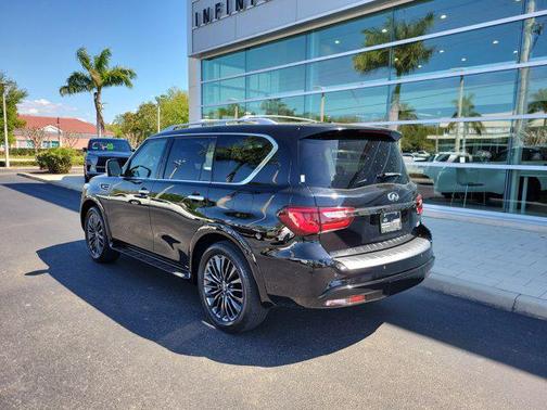 2022 INFINITI QX80 PREMIUM SELECT