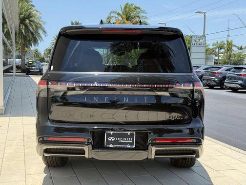 2025 INFINITI QX80 AUTOGRAPH AWD