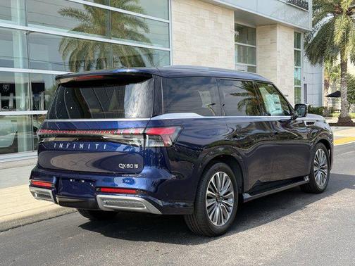 2025 INFINITI QX80 Luxe