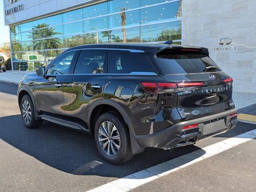 2025 INFINITI QX60 Pure
