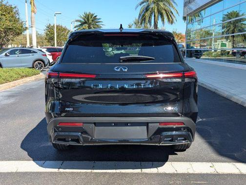 2025 INFINITI QX60 Pure