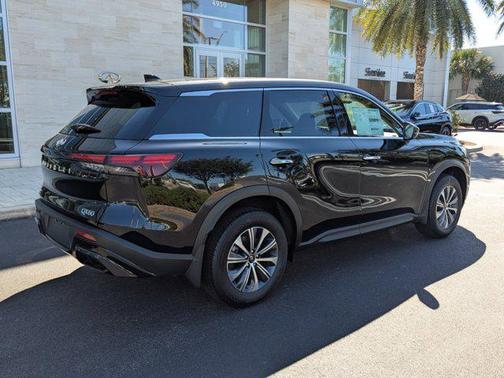 2025 INFINITI QX60 Pure