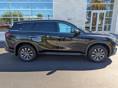 2025 INFINITI QX60 Pure