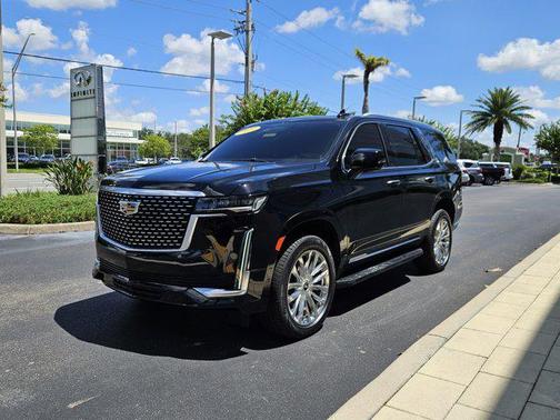2022 Cadillac Escalade Premium Luxury