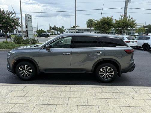 2025 INFINITI QX60 Pure
