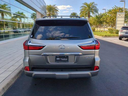 2021 Lexus LX 570 Three-Row