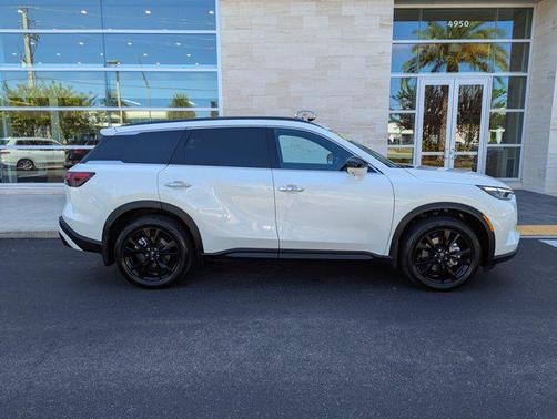 2025 INFINITI QX60 Luxe
