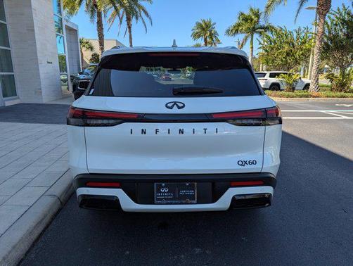 2025 INFINITI QX60 Luxe