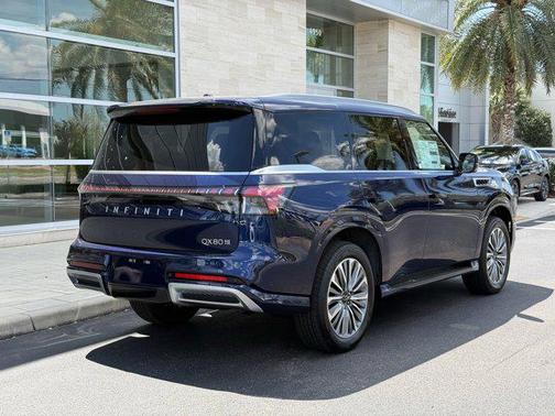 2025 INFINITI QX80 Luxe