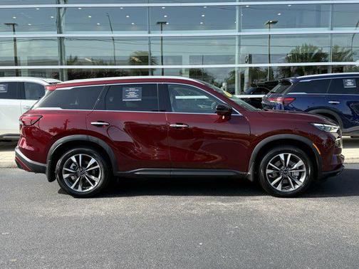 2025 INFINITI QX60 Luxe