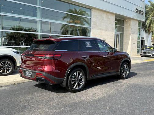 2025 INFINITI QX60 Luxe