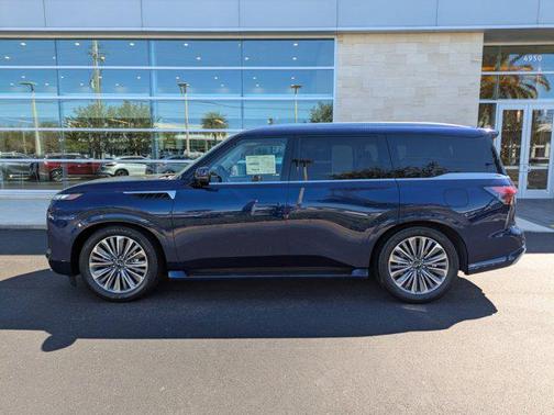 2025 INFINITI QX80 Luxe