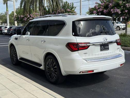 2024 INFINITI QX80 PREMIUM SELECT AWD