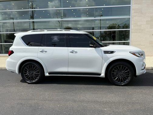 2024 INFINITI QX80 PREMIUM SELECT AWD
