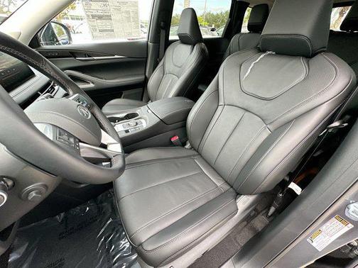 2025 INFINITI QX60 SENSORY