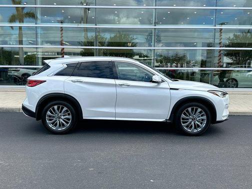 2025 INFINITI QX50 Luxe AWD
