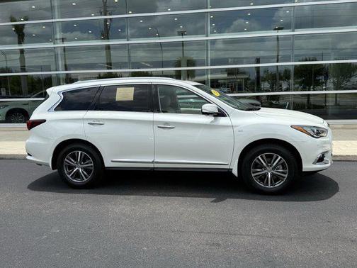 2020 INFINITI QX60 Luxe