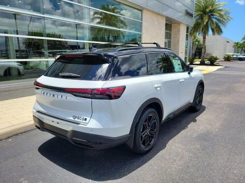 Radiant White/Black Obsidian 2027 INFINITI QX60 SPORT AWD