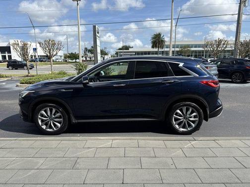2021 INFINITI QX50 LUXE